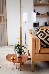 沙发边除了茶几,还能放什么